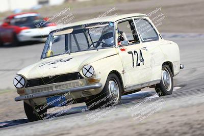 media/Sep-28-2025-24 Hours of Lemons (Sun) [[5dfe0e5f6e]]/12pm (Outside Grapevine)/